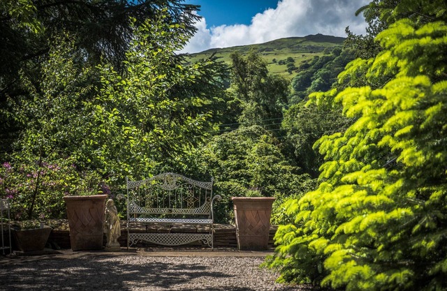 Tir-y-Coed Country House