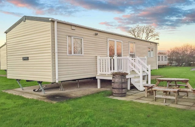 Tollerton Gold Caravan