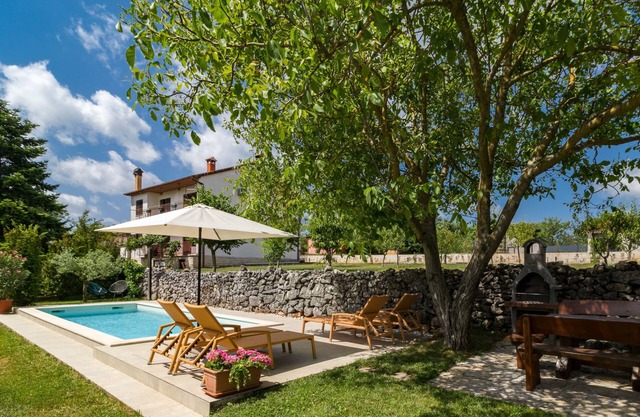 Tomazin by Interhome