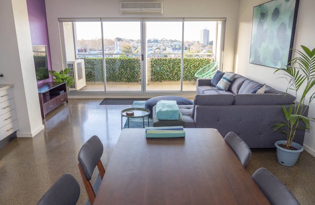 Top floor designer apartment, Kensington inner Melbourne