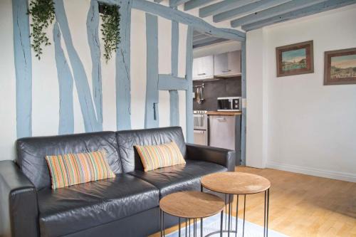 Tour Eiffel view, Top Floor Apt Marais Vosges