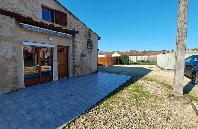 Tout Confort Avec vue sur les Coteaux de Vignes. Grande Pièce à Vivre de 50 m2