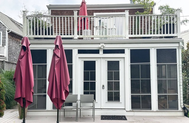 Town of Lewes townhome walking distance to shops & restaurants