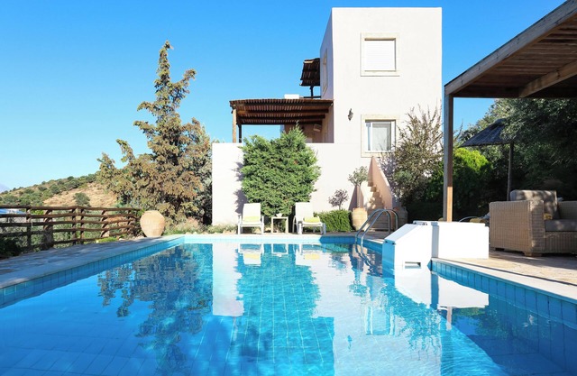 Traditional villa in a serene environment with amazing sea view in Listaros