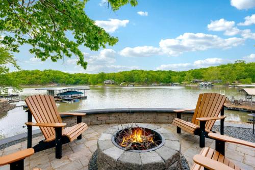 Trails End Hideaway - Waterfront