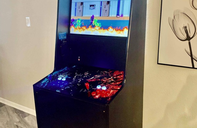 Tranquil Beach Retreat - Steps to Seabrook