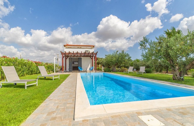 Tranquil setting for a relaxing break at La Casa degli Ulivi