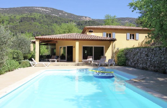 Tranquil Villa in Bargemon with Private Pool