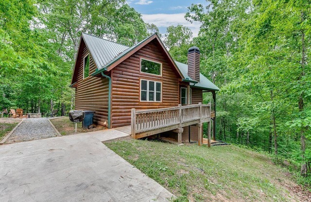 Tranquility One- 2 Level Luxury Spa Cabin w/Infrared Sauna, Jacuzzi, Pool Table