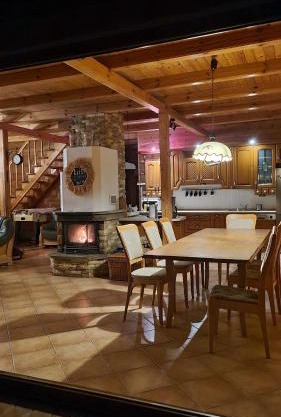 Trasą S7 w 2h z Warszawy i Gdanska, Jadamowo 16 nad jeziorem Mielno