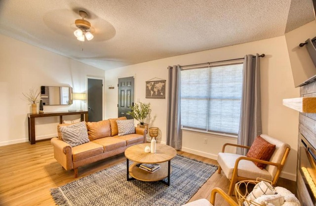 Travel for work - Stylish 3 BDR - Southern Georgia
