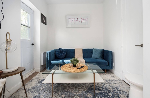 Traveler’s Haven - Chic 1BR in Mile End/Plateau