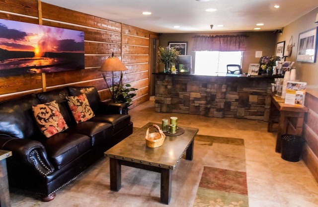 Travelodge by Wyndham Gardiner Yellowstone Park North