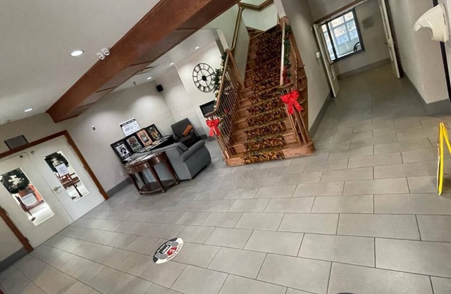 Travelodge by Wyndham Knoxville West