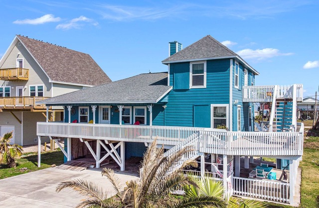 Treasure Island 3BR Close to Beach and Galveston