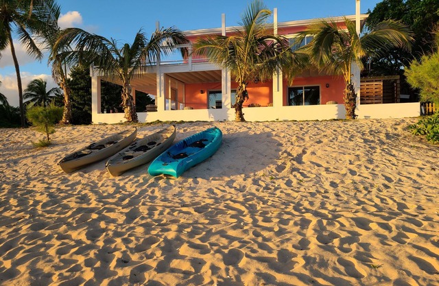 Trela Sands #3 in Eleuthera Bahamas 1 Bedroom studio right on the beach