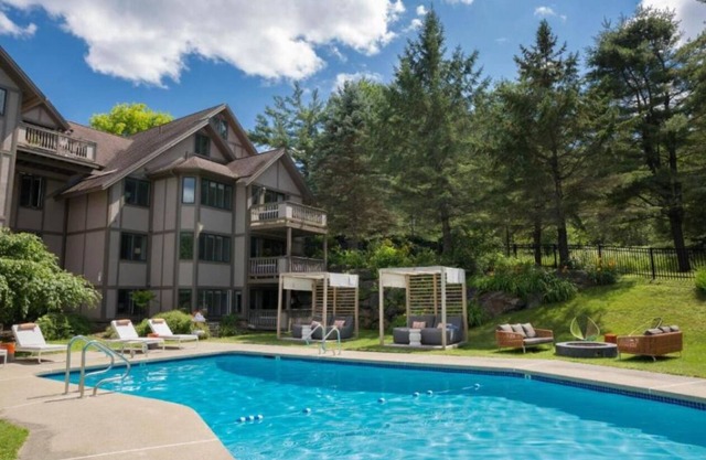 Trendy Stowe Basecamp at Field Guide | Ideal for Outdoor Lovers & Foodies