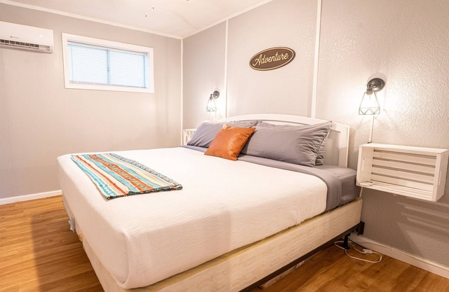 Tribesman Resort #7 - Renovated, Near Silver Dollar, Lake