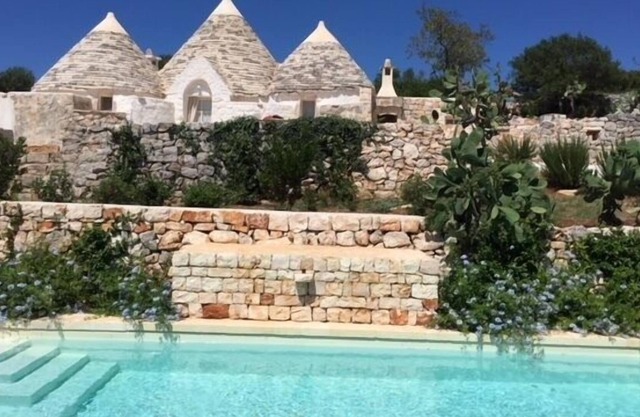 Trullo Là Là Summary: