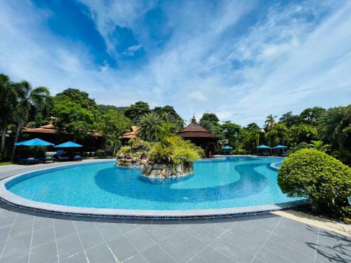Try Palace Resort Kep