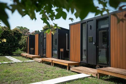 Tsinghua 3 Tiny Home by Tiny Away