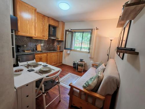 Tu refugio cómodo y con piscina - Herbasabina 2