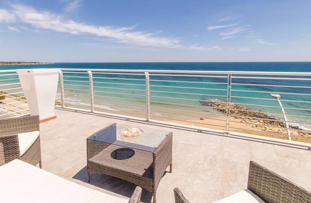 Turchese Apartment On Sea Shore, Avola, Italy