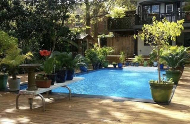 Turn-Key Midtown Guest Quarters (Downtown Historic District)