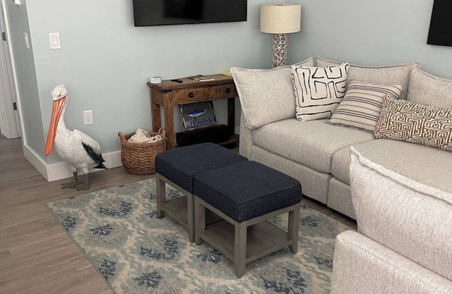 Turtle’s Nest – Modern Coastal Retreat in Beacon Quarters, Corolla; Pet Friendly