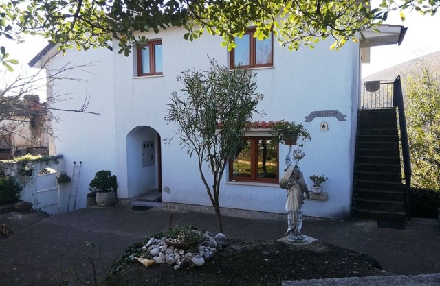 Two bedroom apartment with terrace Mošćenička Draga, Opatija (A-22064-a)