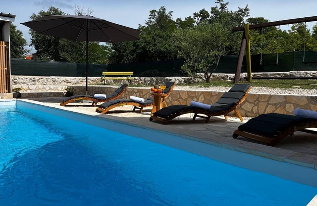 Two bedroom apartment with terrace Radašinovci, Biograd (A-22312-a)