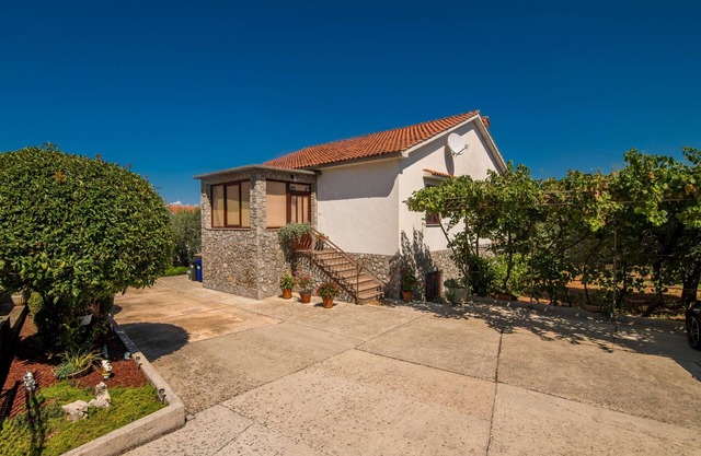 Two bedroom apartment with terrace and sea view Porat, Krk (A-19343-a)