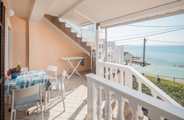 Two bedroom apartment near beach Zambratija, Umag (A-2557-a)