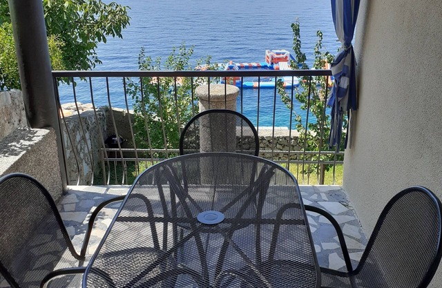 Two-bedroom apartment in Senj with sea view