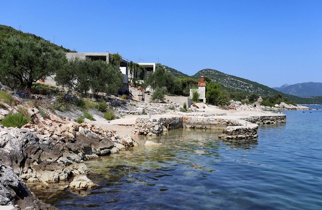 Two bedroom apartment near beach Cove Pještata, Pelješac (A-10210-a)