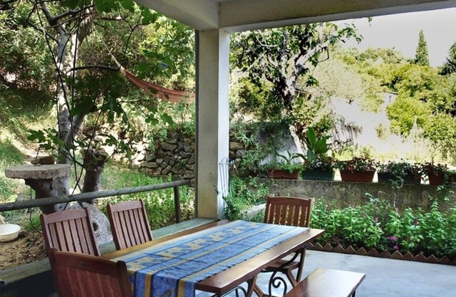 Two bedroom apartment near beach Supetarska Draga - Donja, Rab (A-2018-a)