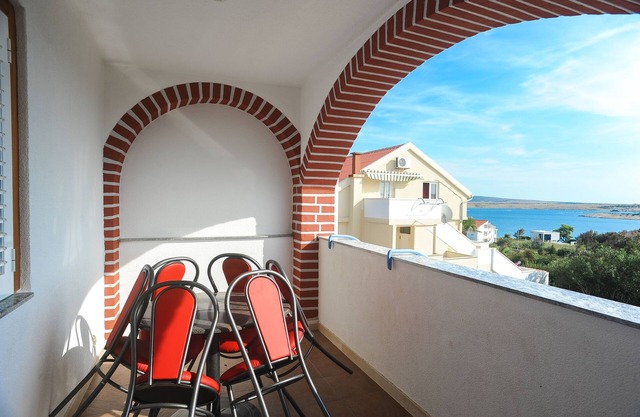 Two bedroom apartment with terrace and sea view Caska, Pag (A-4109-b)