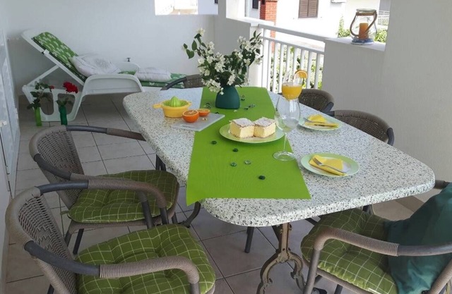Two bedroom apartment with terrace and sea view Orebić, Pelješac (A-4536-a)