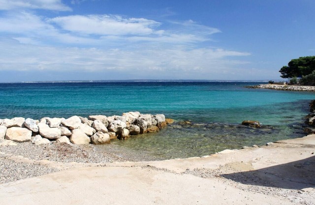 Two bedroom apartment with terrace Sušica, Ugljan (A-841-b)