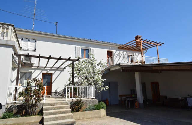 Two bedroom apartment with terrace Nenadići, Krk (A-19373-a)