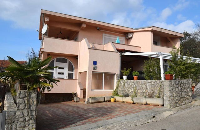 Two bedroom apartment with terrace Pinezići, Krk (A-20465-a)