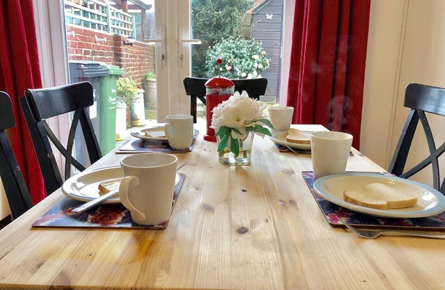 Two bedroom house welcomes families and pets