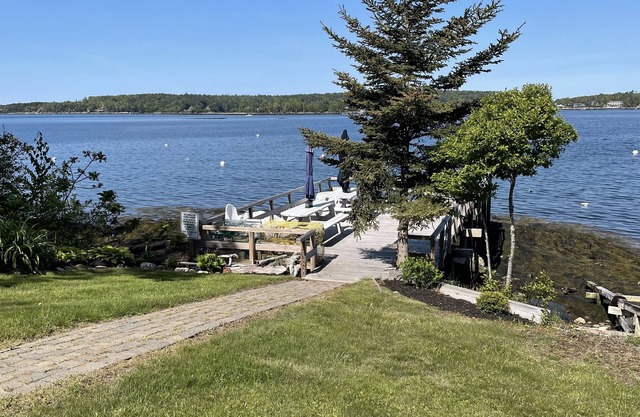 Two room condo with ocean view! First floor with a Handicap Bathroom!