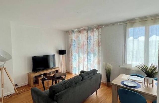 Two rooms available, near Evreux cathedral