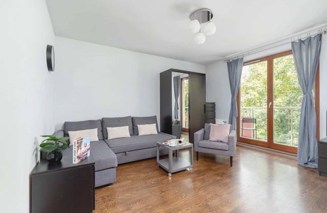Tyniecka 43A | Comfortable Studio | Balcony