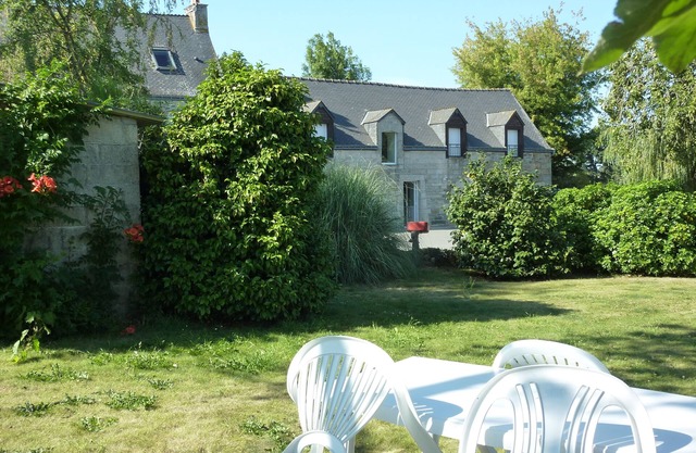 Typical cottage near Lake Guerlédan -Typical cottage in Brittany