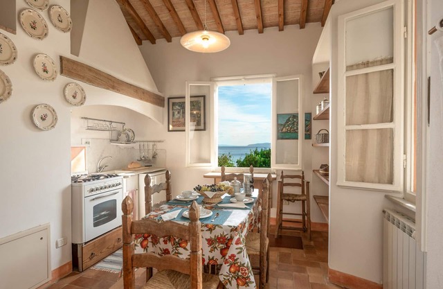 Typical Tuscan’s Isola d’Elba atmosphere, mansion near Portoferraio