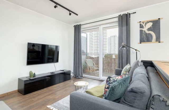 Tysiąclecia 24 | Charming Apartment | Parking
