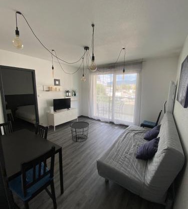 U1 Chaleureux appartement avec balcon à Uffholtz