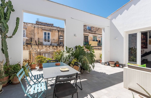 Una Terrazza su via Calderai by Wonderful Italy